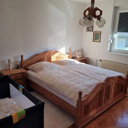 Апартаменты Apartma Tanja Bike-friendly Лимбуш