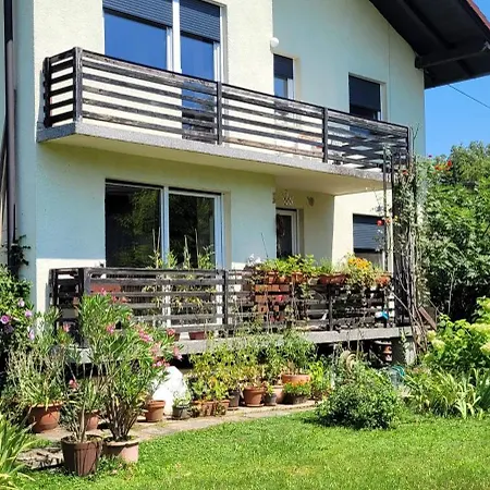 Apartma Apartma Tanja Bike-friendly *