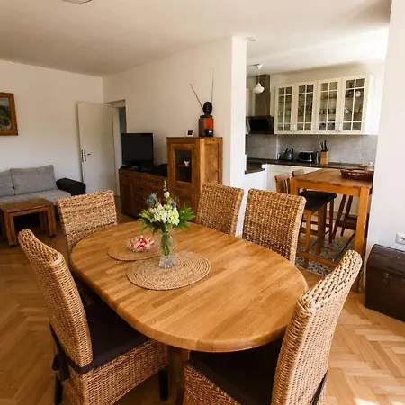 Apartma Tanja Bike-friendly *